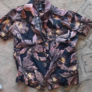 Volcom boys size 5 button down